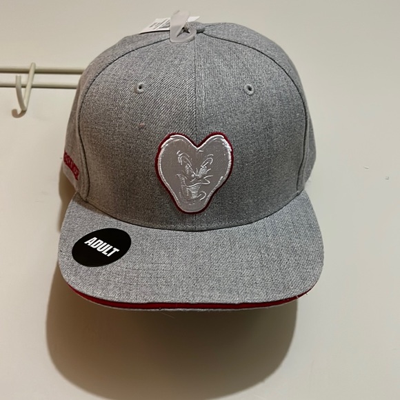 Hat - Picture 1 of 5